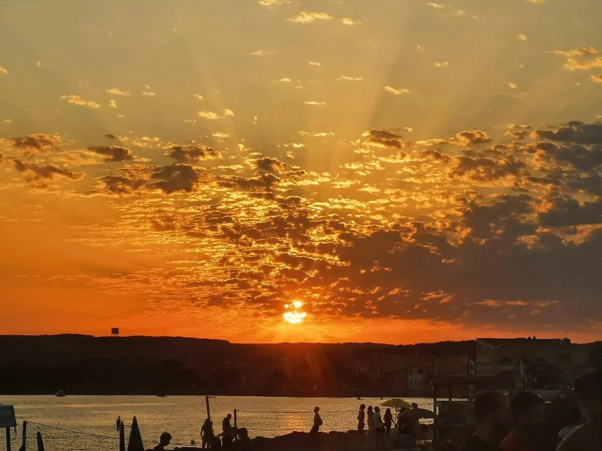 A Serenai - Elegante Appartamento In Centro Oristano